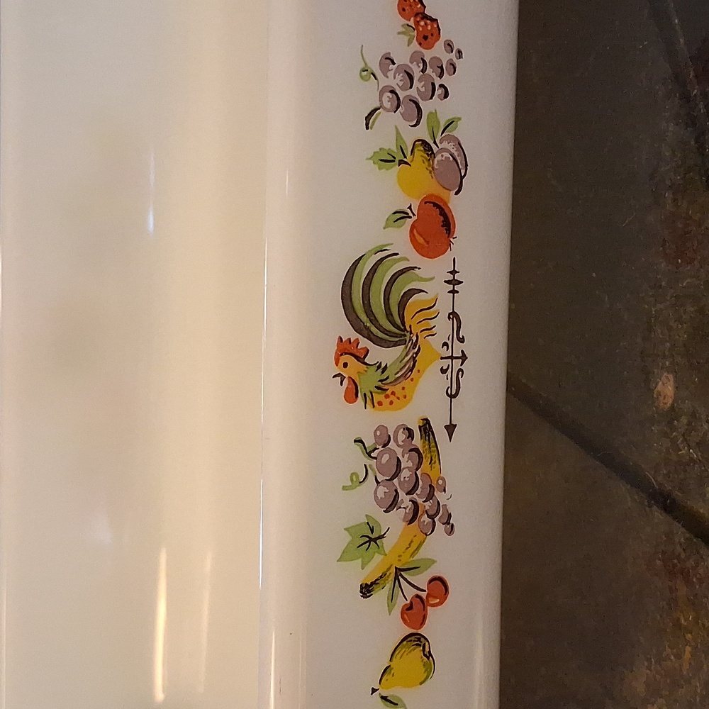 VINTAGE FIRE KING ROOSTER DISH - Picture 2 of 2